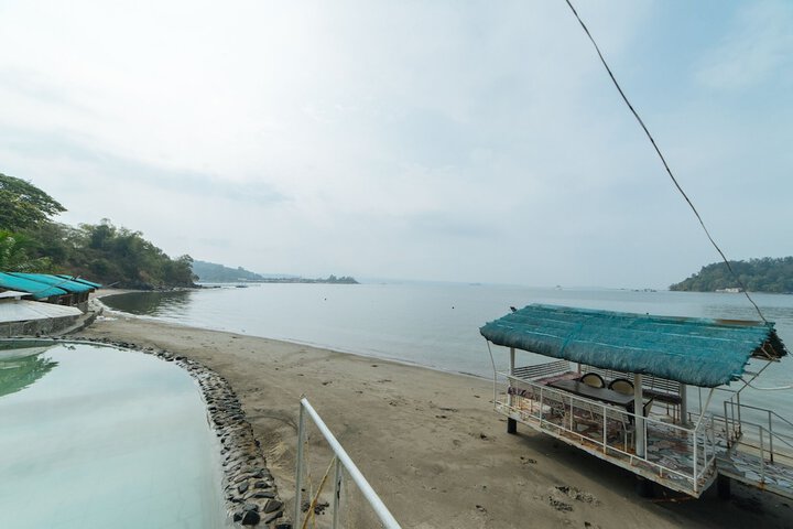 Beach 19 of 23