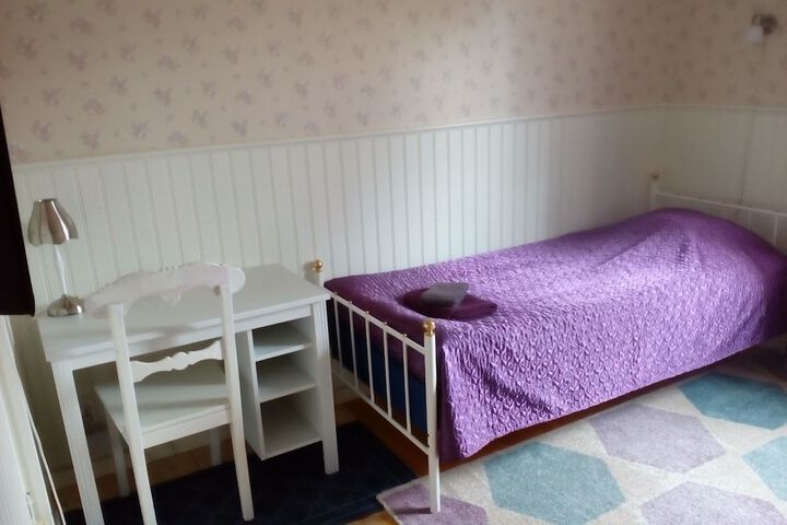 Room 5 of 63