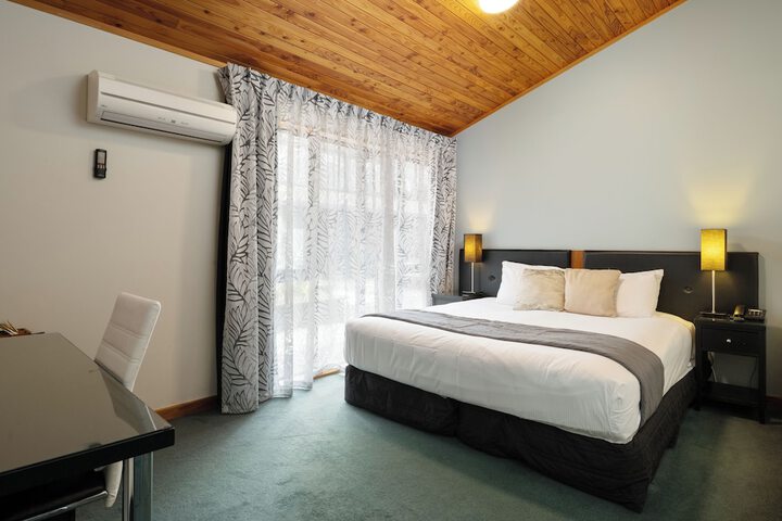 Room 34 of 81