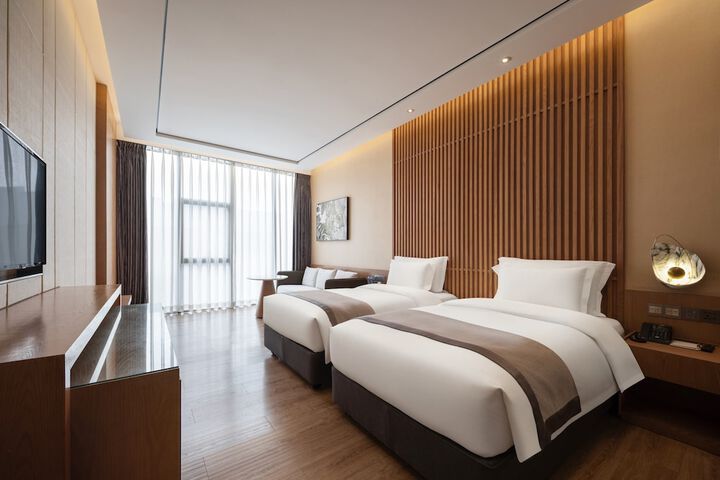 Room 27 of 101