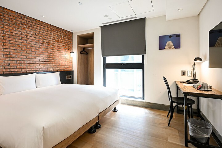 Room 19 of 55
