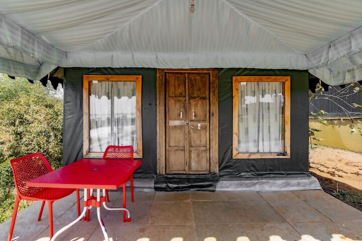 Room 5 of 38