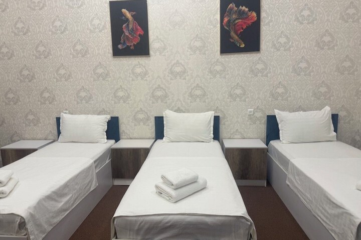 Room 45 of 107
