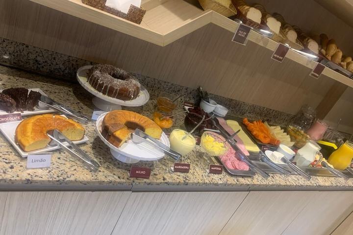 Breakfast/Coffee Service 17 of 21