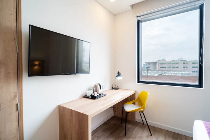 Room 5 of 31