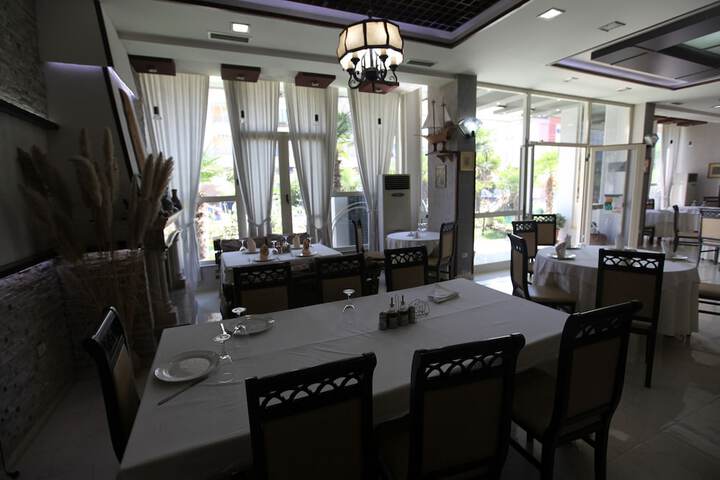 Malvina Hotel