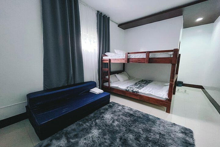 Room 27 of 58