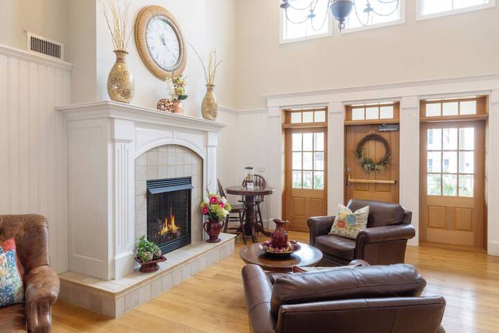 Hotel Interior 5 of 192