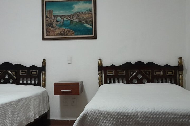 Room 8 of 43