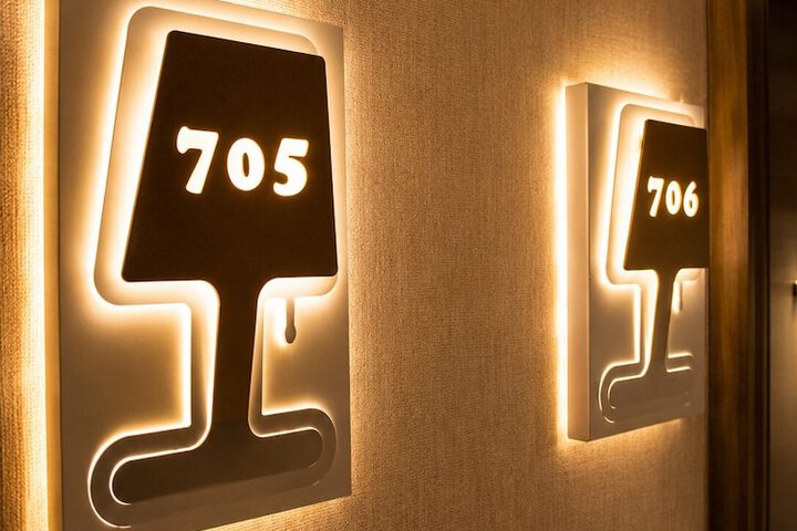 Ballroom/Hall 33 of 75