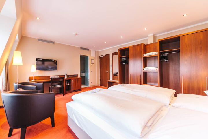 Room 14 of 41