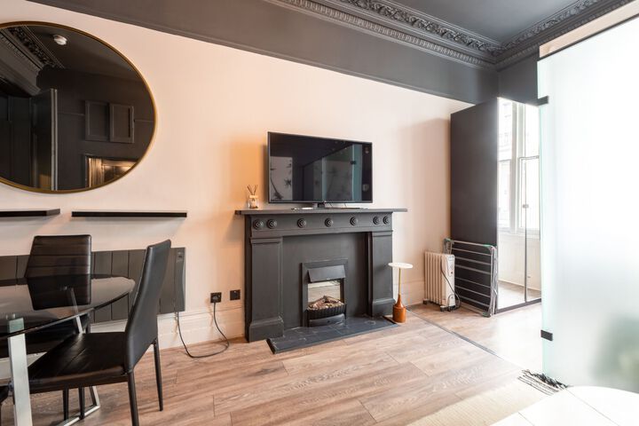 Room 45 of 125