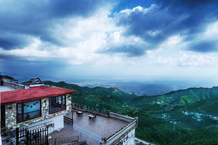 Hotel The Grand Valley Mussoorie in Dehradun