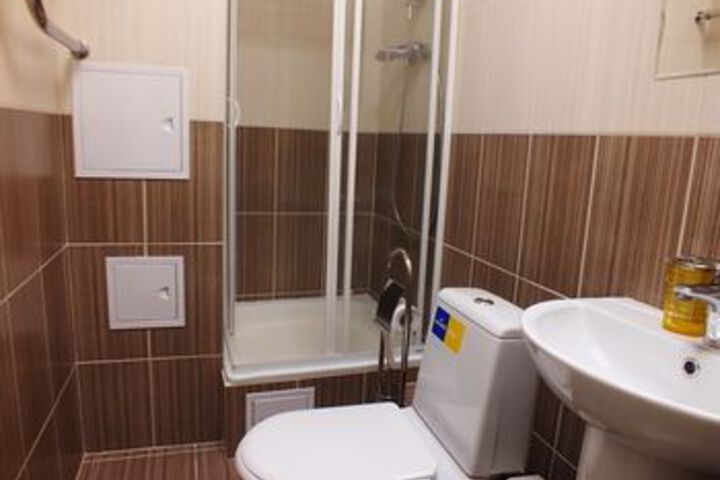Room 4 of 64