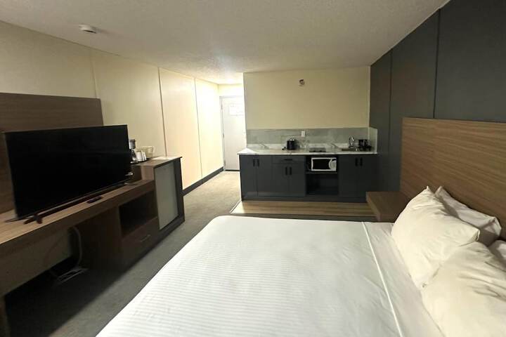 Room 17 of 52