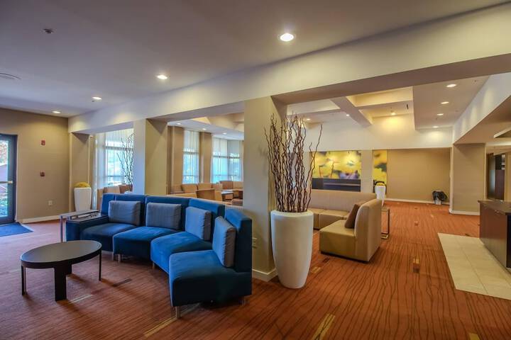 Hotel Lobby