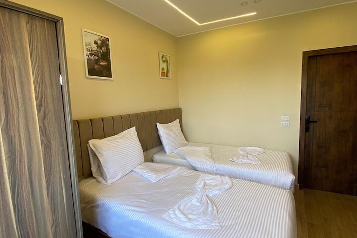 Room 29 of 109