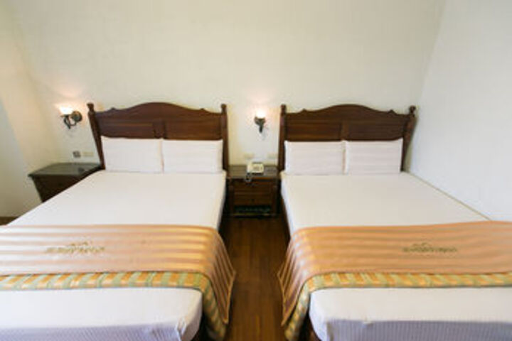 Room 16 of 26