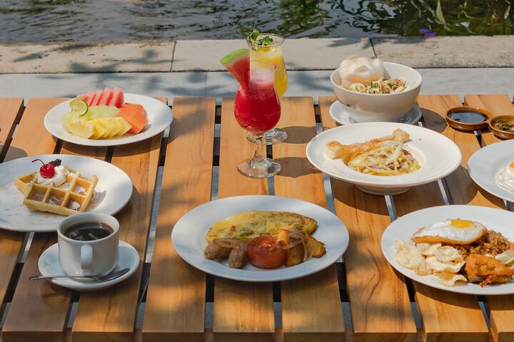 Breakfast/Coffee Service 94 of 122