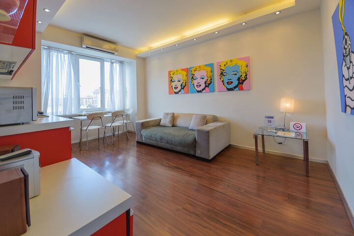 Room 26 of 152