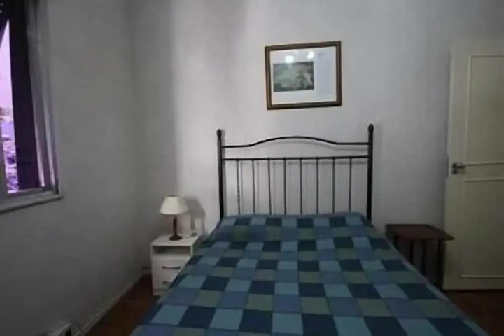 Room 4 of 15