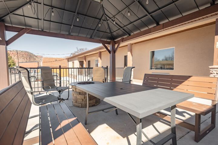BBQ/picnic area