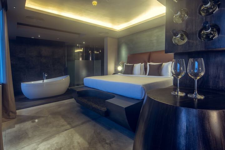 Room 21 of 59