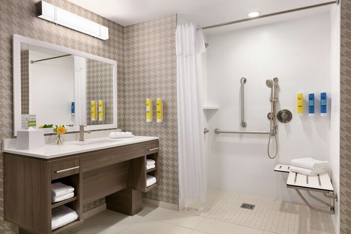 Bathroom shower