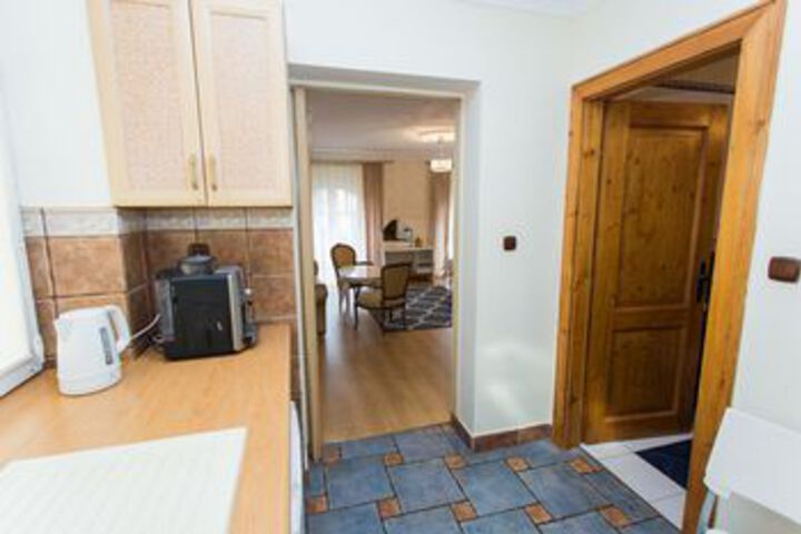 Room 31 of 40