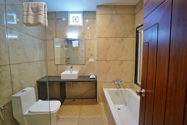 Room 18 of 21