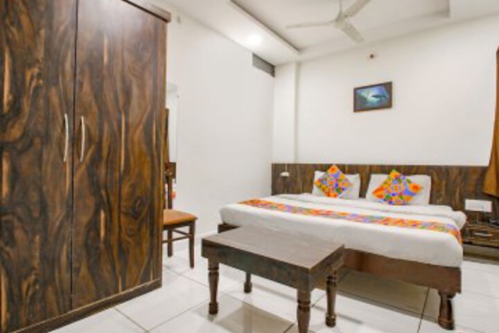 Room 20 of 36