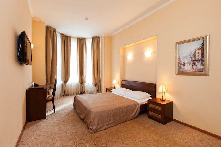 Room 10 of 91