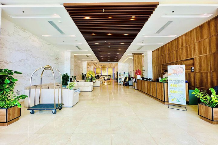 Hotel Interior 2 of 104