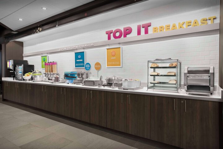 Breakfast/Coffee Service 20 of 29