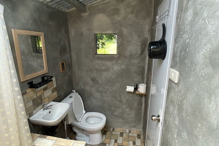 Room 12 of 21
