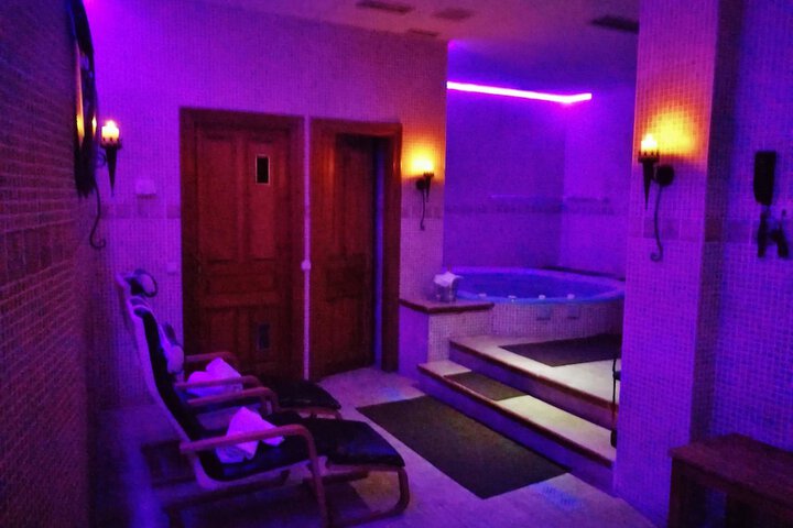 Spa 43 of 49