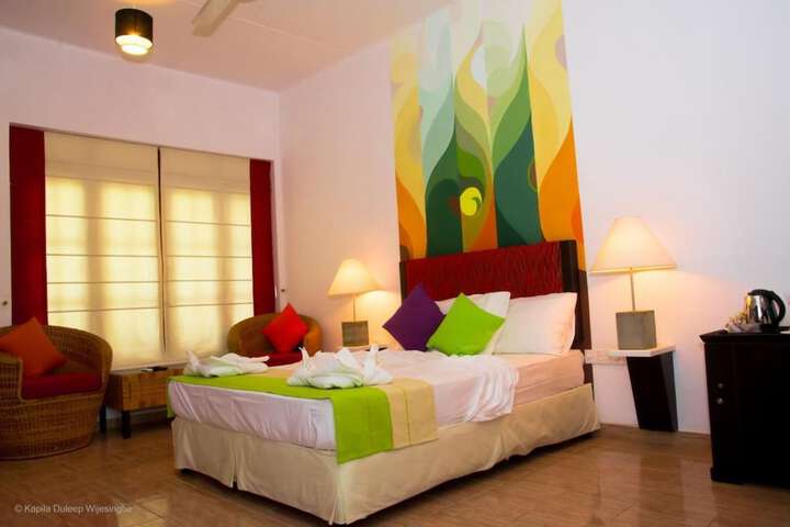 Room 8 of 31