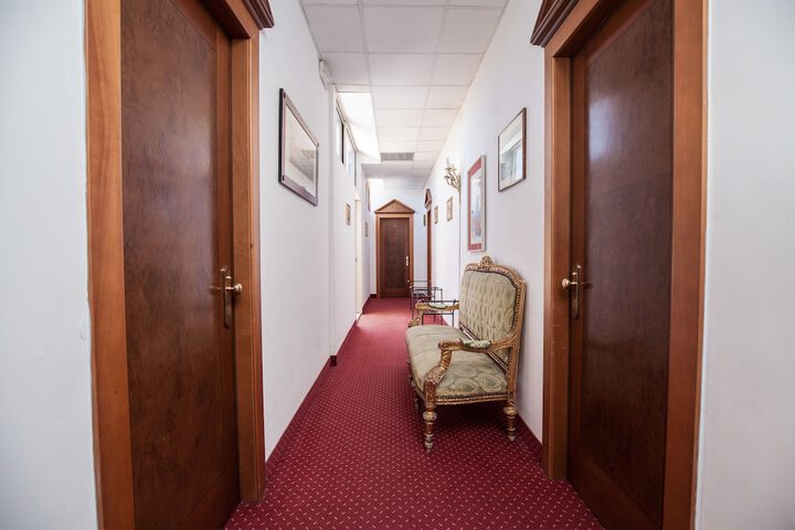 Ballroom/Hall 56 of 64
