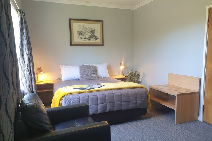 Room 13 of 156