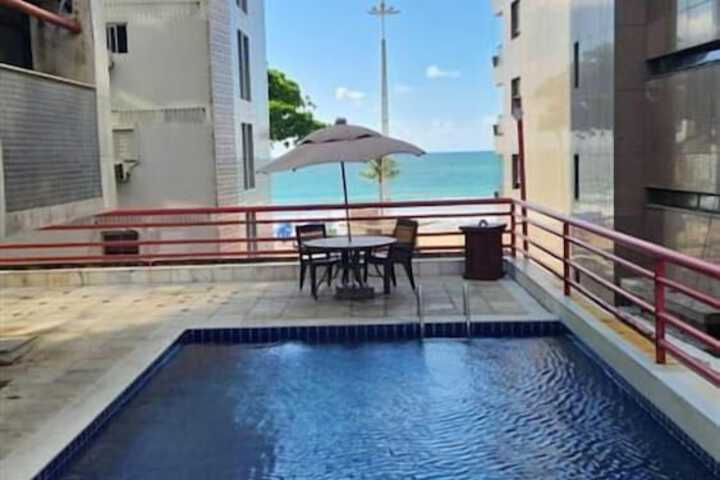 Pool Hotel