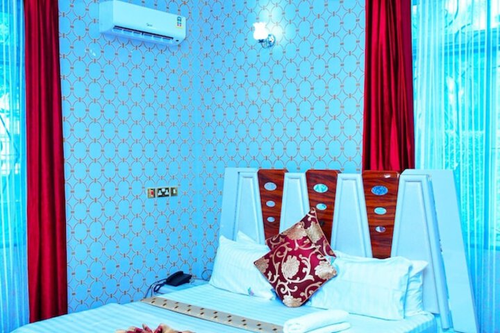 Room 20 of 70