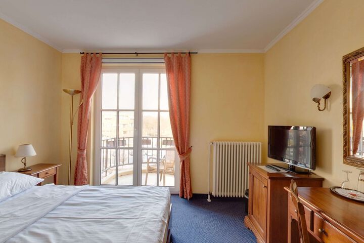 Room 14 of 40