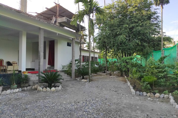 Homecation Manas River Rock Lodge