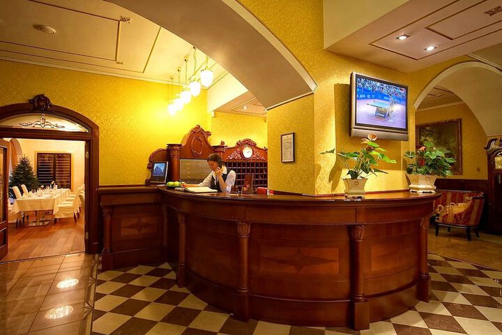 Hotel Interior 3 of 131