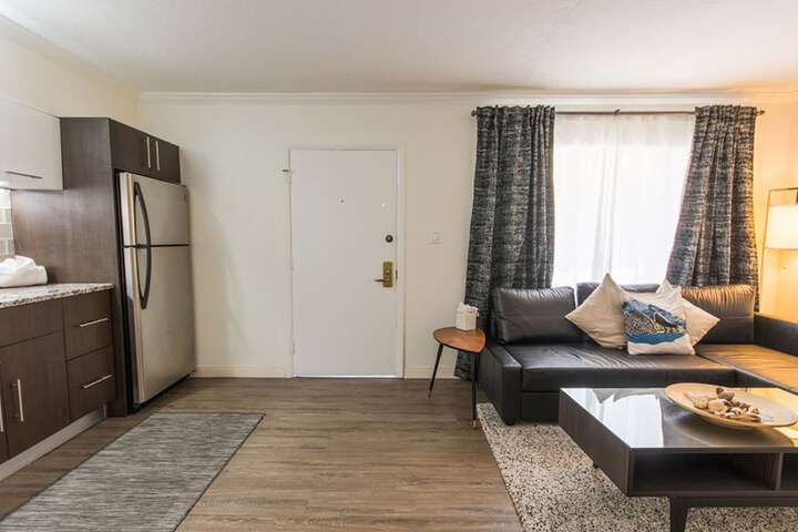 Room 4 of 30