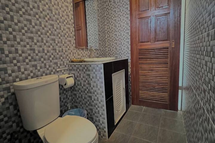 Room 40 of 72