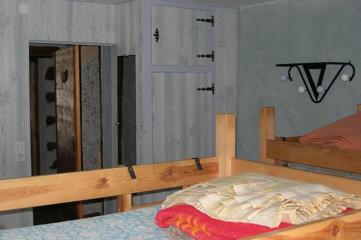 Room 10 of 51