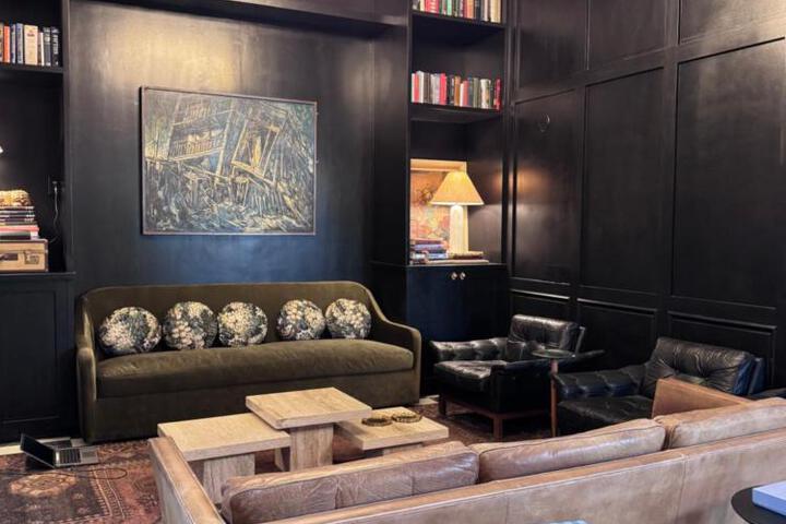 Hotel 6 of 23