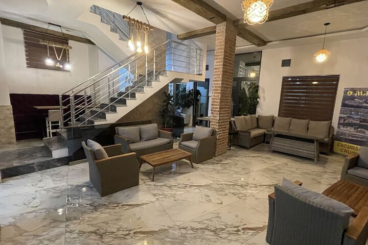 Hotel Interior 7 of 92