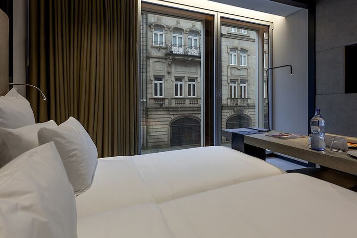 Room 18 of 51